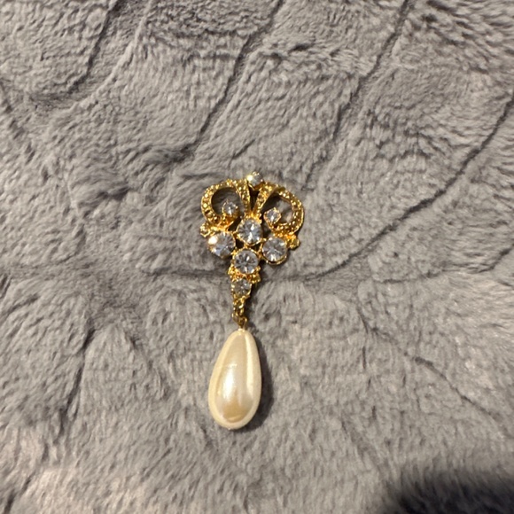 Beautiful brooch - Picture 2 of 4